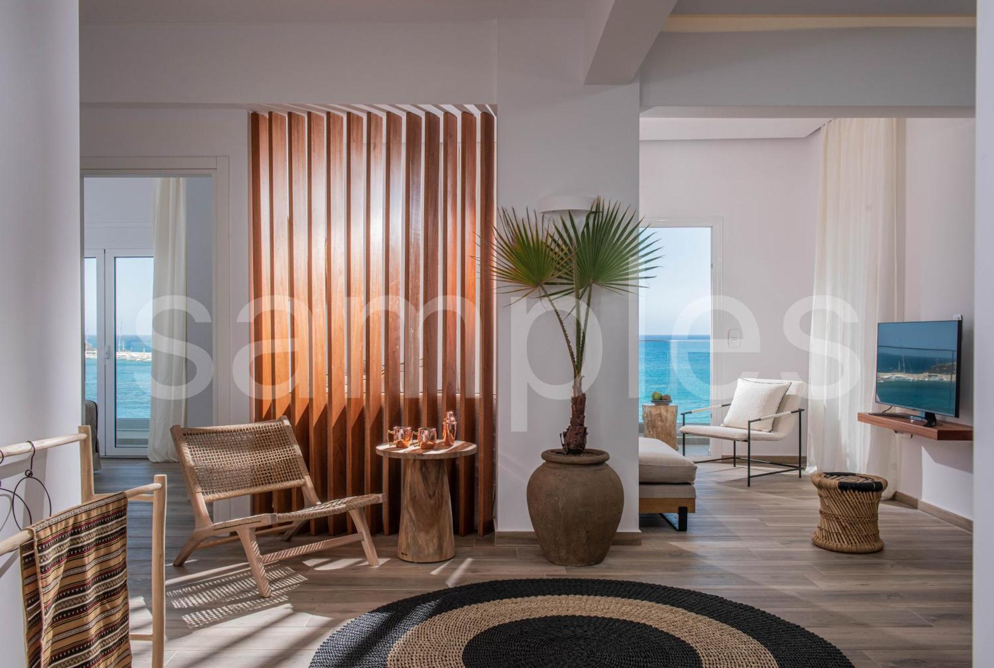 Khroma Luxury Suite 1 Beach Front Apartment Херсониссос Экстерьер фото